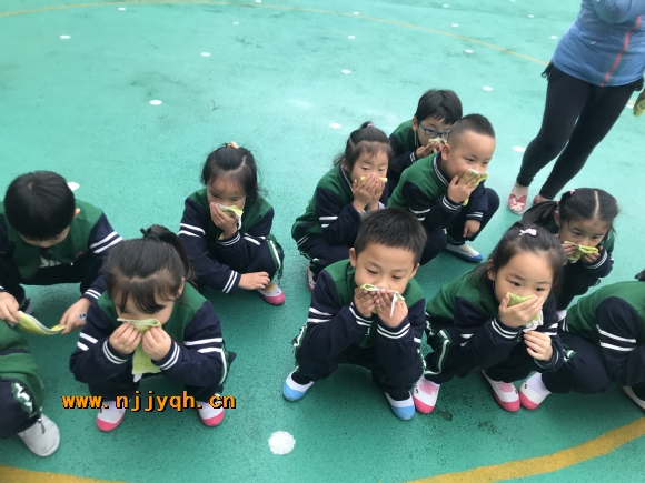 B7CBD7940B1298FE2ADE5ED7AA52CA2A.png