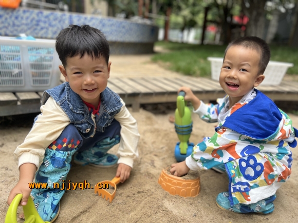 86F9B2C163677FFD7CB576E51E5B5EDF.jpg