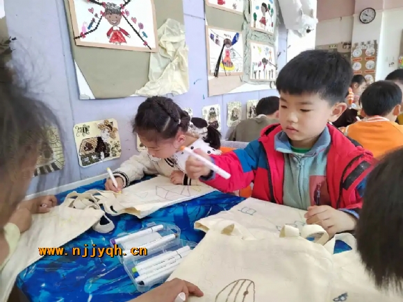 2ceaf8a2-8ae9-4ead-b54d-2597e47bfd89.webp.jpg