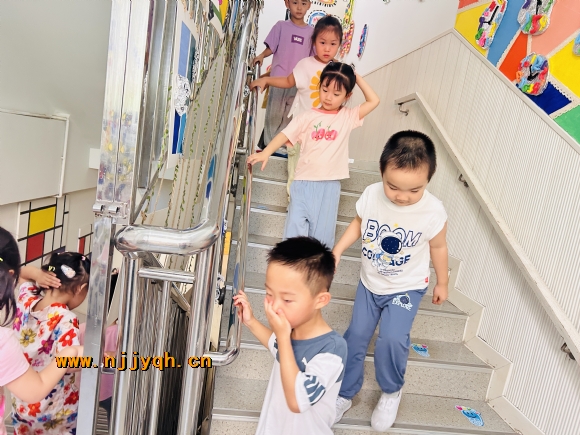 67cb5ed9adbb43c37c083e3833d367e.jpg
